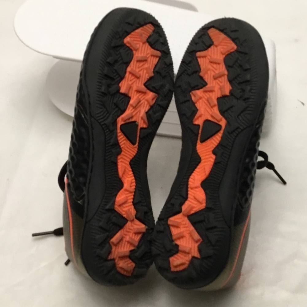 Unbranded kids sneakers size 1 - Picture 8 of 8